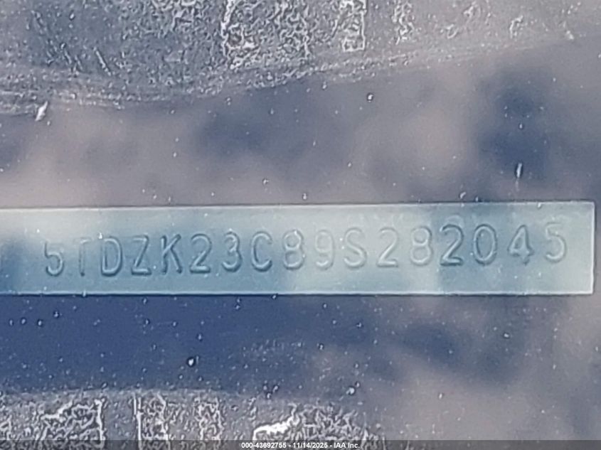 2009 Toyota Sienna Le VIN: 5TDZK23C89S282045 Lot: 43692755