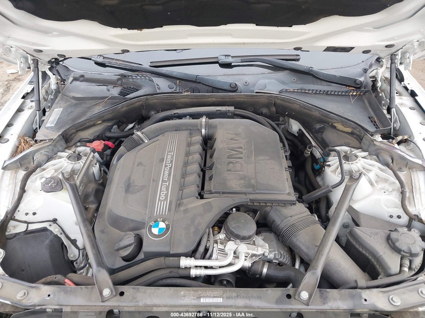 WBAFR7C58CC816986 2012 BMW 5ER photo no. 10