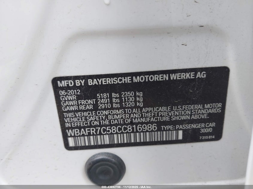WBAFR7C58CC816986 2012 BMW 5ER photo no. 9