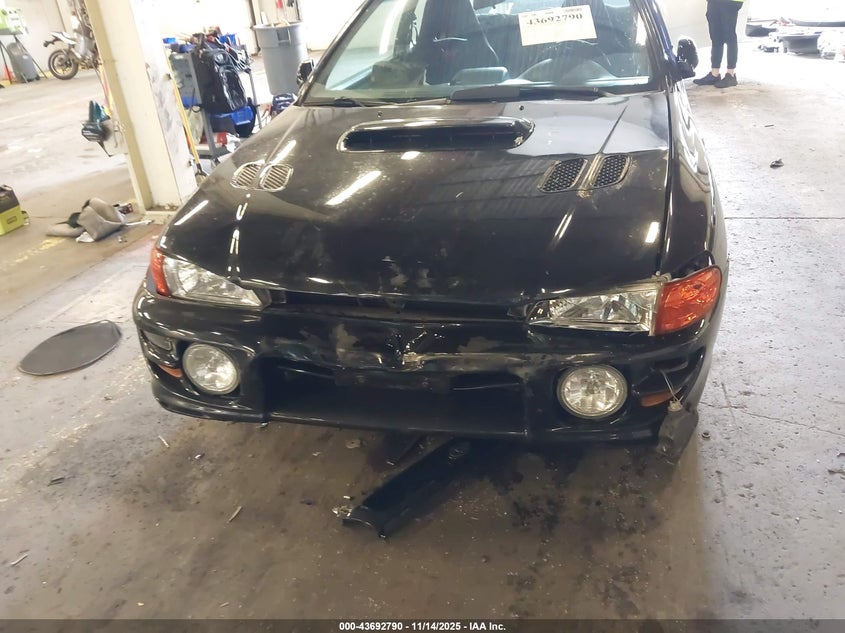 1998 Subaru Impreza 2.5Rs VIN: JF1GM6750WH402298 Lot: 43692790