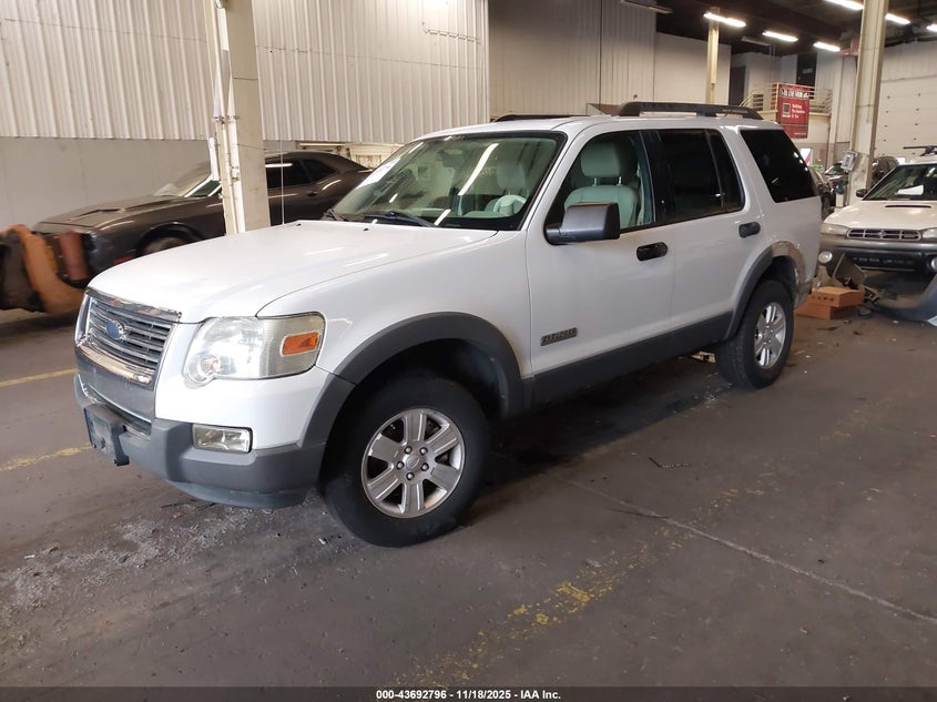 1FMEU73E66UA74787 2006 FORD EXPLORER photo no. 2