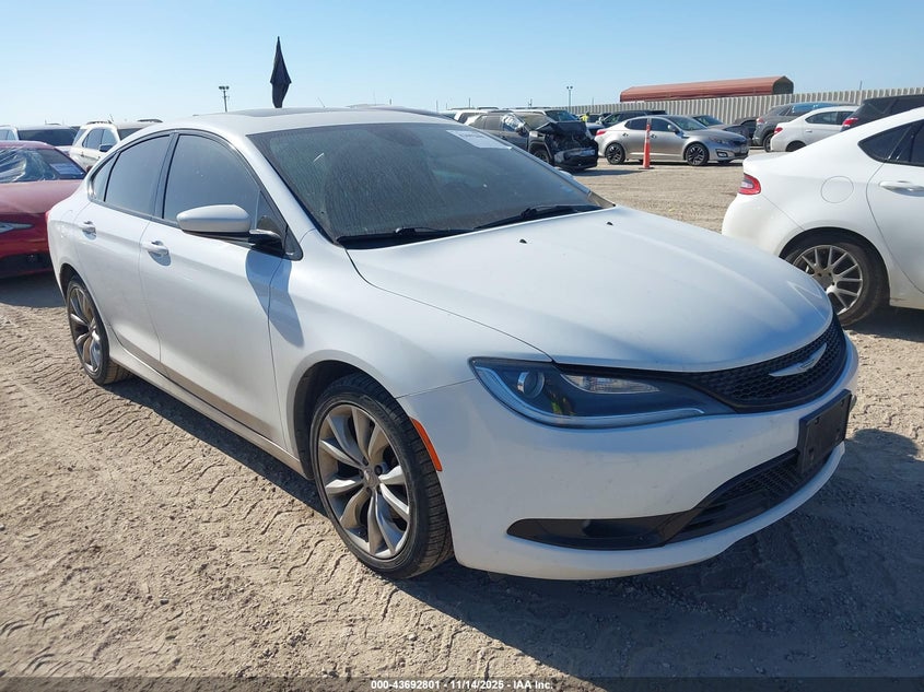 1C3CCCBB5GN177665 2016 CHRYSLER 200 photo no. 7
