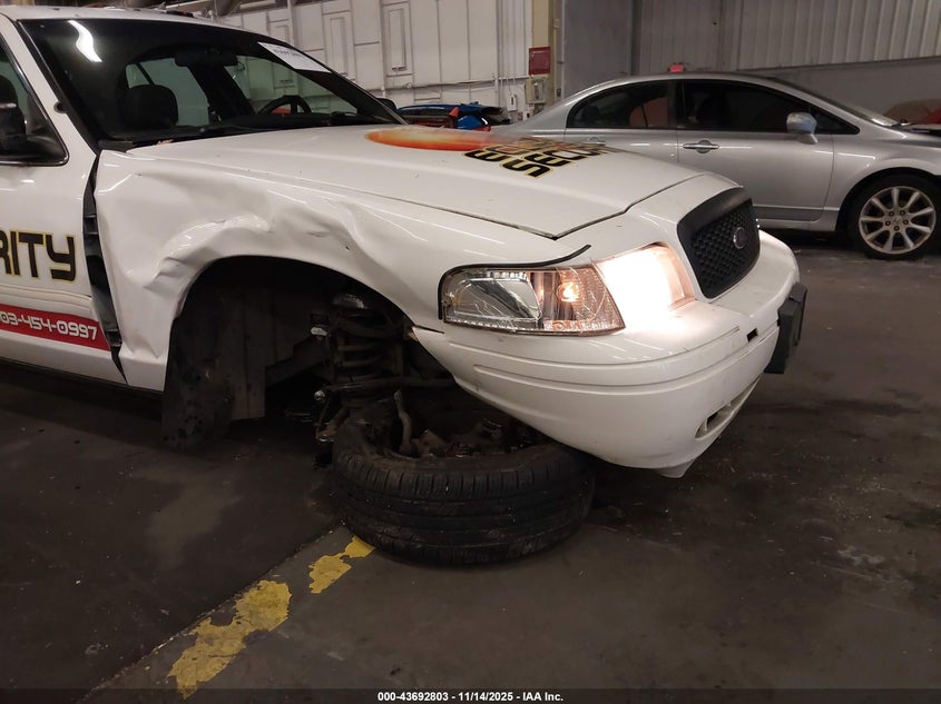 2009 Ford Crown Victoria Police/Police Interceptor VIN: 2FAHP71V79X143632 Lot: 43692803