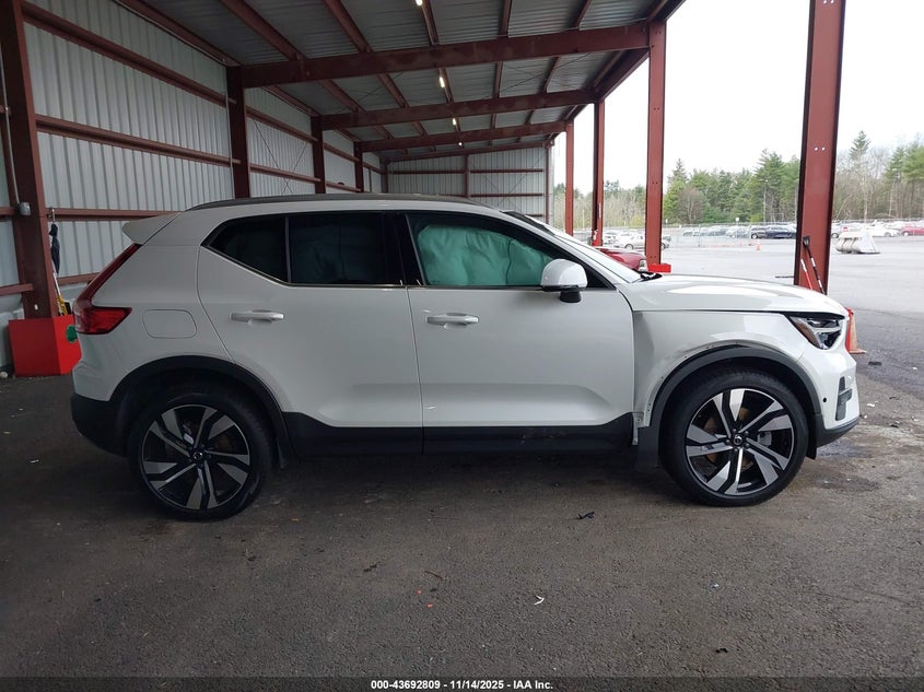 2024 Volvo Xc40 B5 Ultimate Bright Theme VIN: YV4L12UF2R2208237 Lot: 43692809