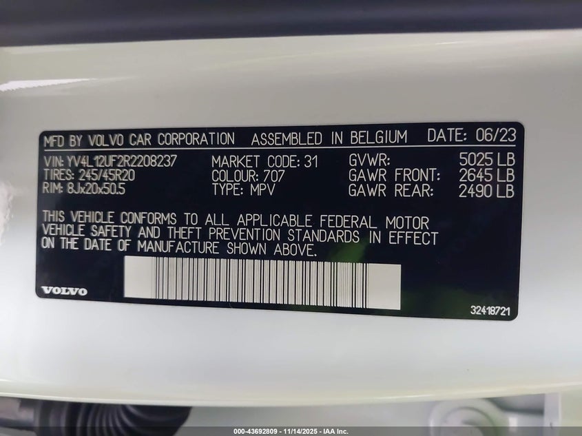 2024 Volvo Xc40 B5 Ultimate Bright Theme VIN: YV4L12UF2R2208237 Lot: 43692809