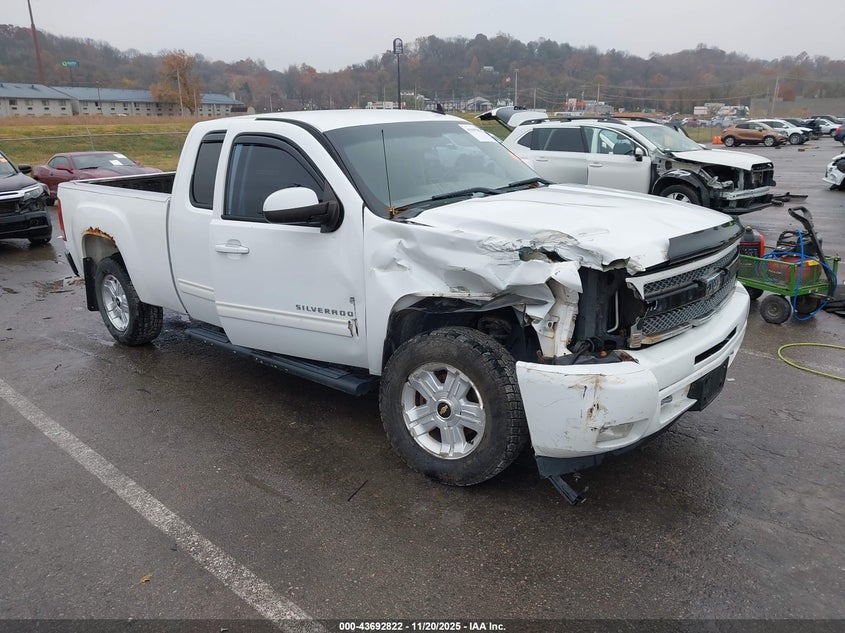 CHEVROLET SILVERADO 1500 LT