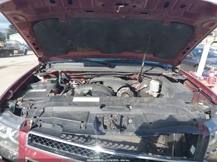 2008 Chevrolet Tahoe Lt VIN: 1GNFK13028J184912 Lot: 43692839