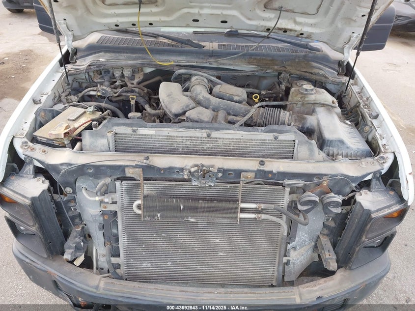 2008 Ford F-250 Xl/Xlt VIN: 1FTNF20528ED05784 Lot: 43692843