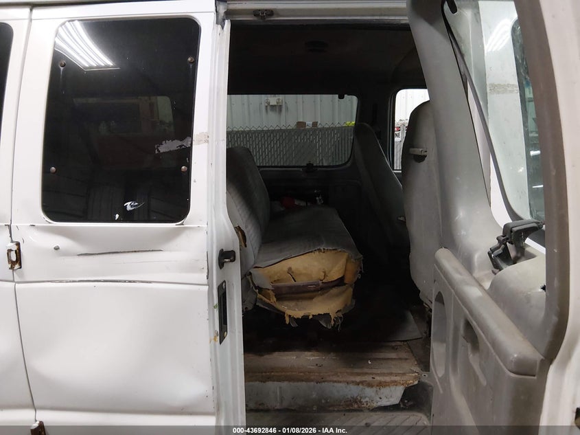 2002 Ford E-350 Super Duty Xl/Xlt VIN: 1FBSS31L42HB06487 Lot: 43692846