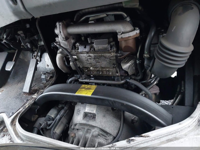 2017 Isuzu Reach VIN: JALB4T177H7W00588 Lot: 43692868