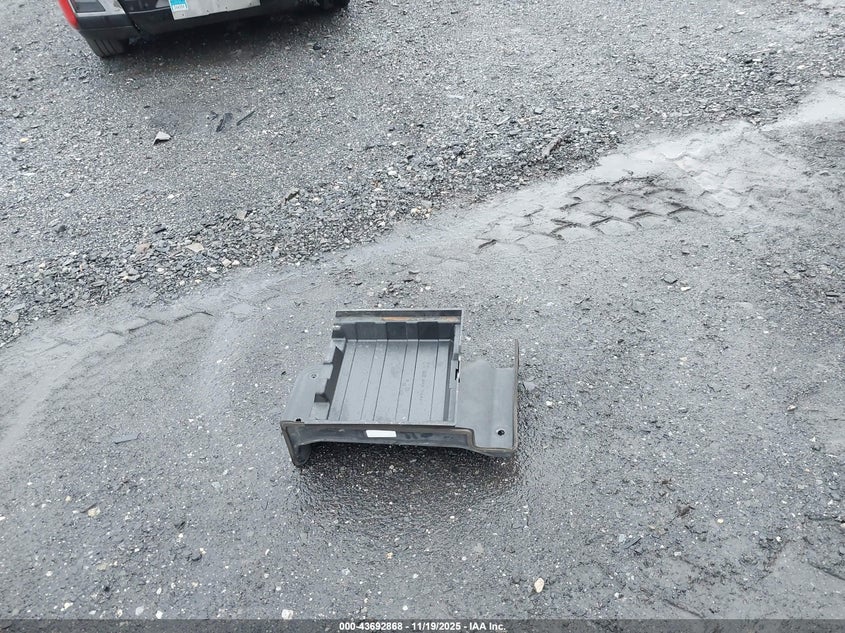 2017 Isuzu Reach VIN: JALB4T177H7W00588 Lot: 43692868