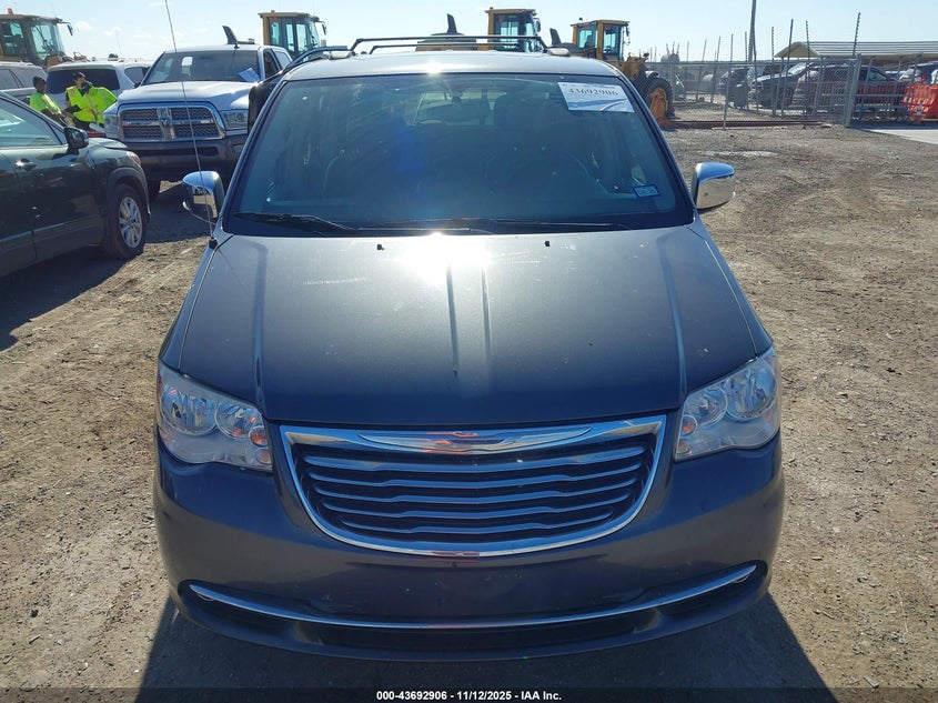 2015 Chrysler Town & Country Touring-L VIN: 2C4RC1CG0FR638650 Lot: 43692906