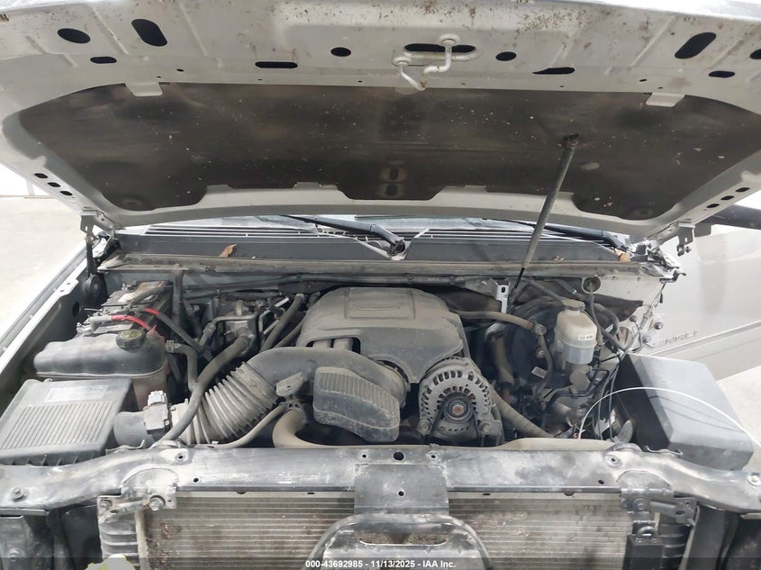 2013 GMC Yukon Xl 1500 Denali VIN: 1GKS2MEF1DR272988 Lot: 43692985