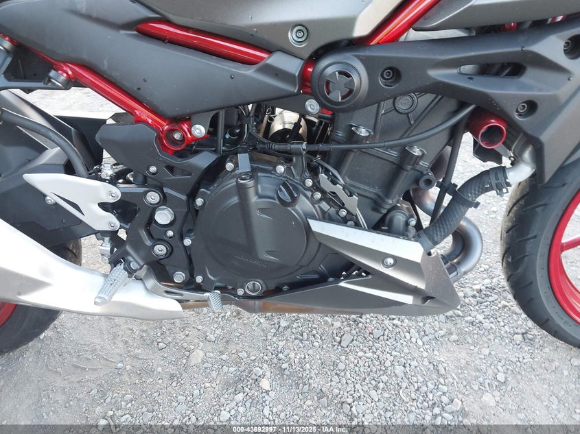 2025 Kawasaki Er500 VIN: ML5ERGF17SDA33705 Lot: 43692997