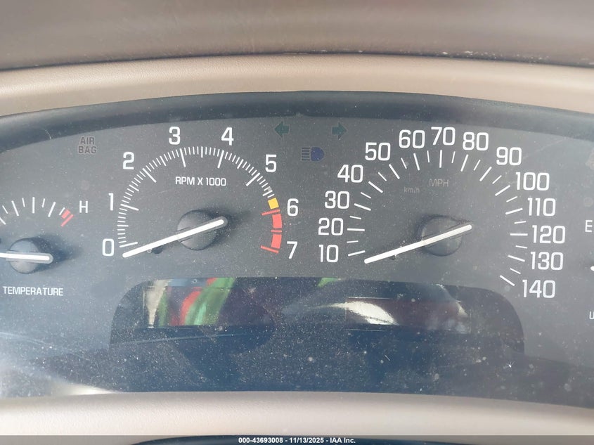 2000 Buick Park Avenue VIN: 1G4CW52KXY4162323 Lot: 43693008