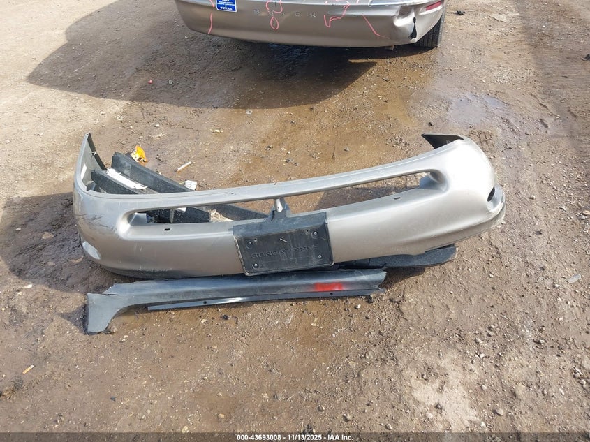 2000 Buick Park Avenue VIN: 1G4CW52KXY4162323 Lot: 43693008