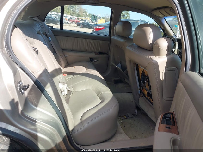 2000 Buick Park Avenue VIN: 1G4CW52KXY4162323 Lot: 43693008