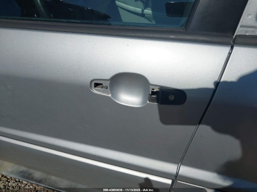 2005 Chevrolet Equinox Ls VIN: 2CNDL13F156011114 Lot: 43693038