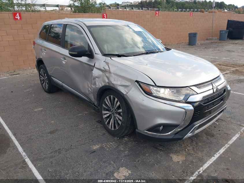 MITSUBISHI OUTLANDER SE