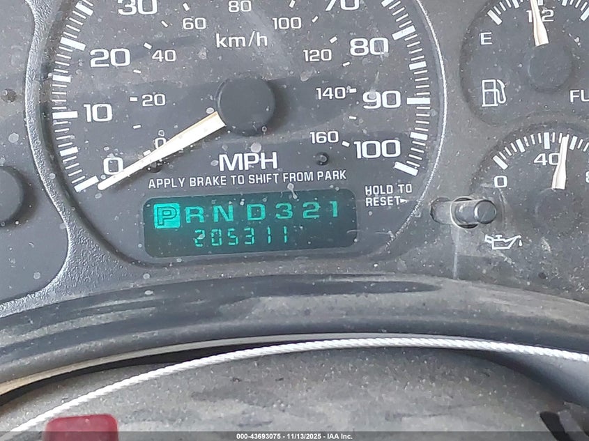 2002 GMC Yukon Slt VIN: 1GKEK13ZX2R258349 Lot: 43693075