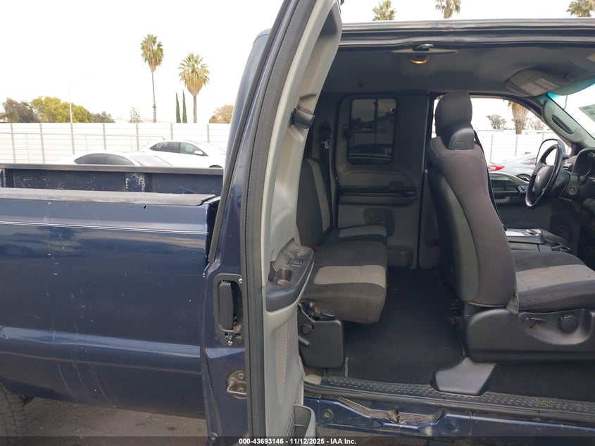 2005 Ford F-250 Lariat/Xl/Xlt VIN: 1FTSX21P85EB26970 Lot: 43693146