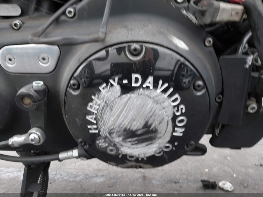 2017 Harley-Davidson Xl883 Iron 883 VIN: 1HD4LE237HC427827 Lot: 43693155