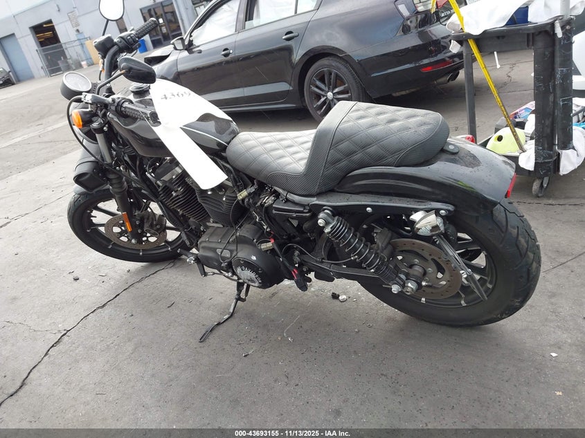 2017 Harley-Davidson Xl883 Iron 883 VIN: 1HD4LE237HC427827 Lot: 43693155