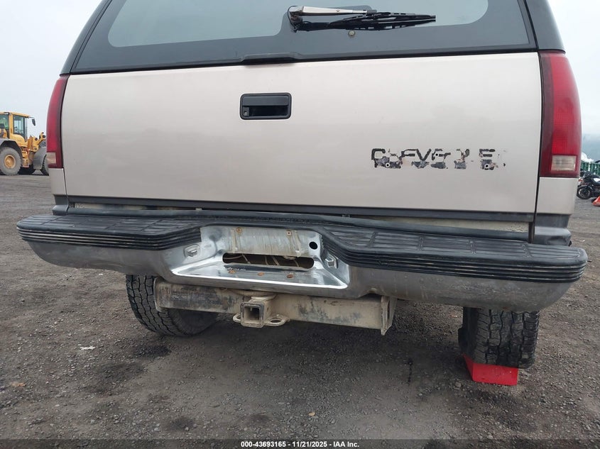 1992 Chevrolet Blazer K1500 VIN: 1GNEK18K6NJ340208 Lot: 43693165