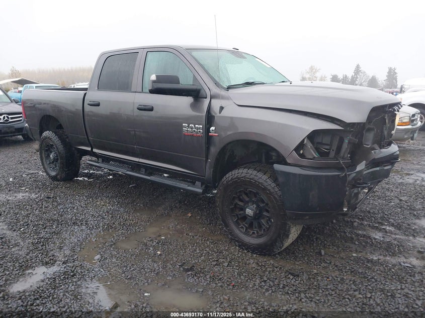 RAM 2500 TRADESMAN