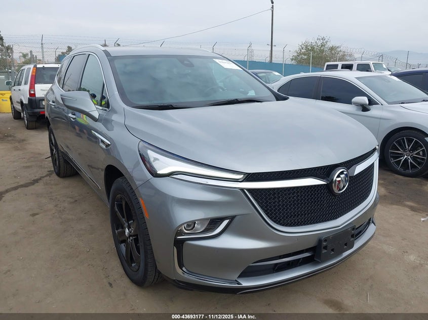 BUICK ENCLAVE ESSENCE FWD