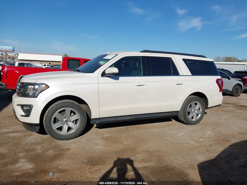2018 Ford Expedition Max Xlt VIN: 1FMJK1JT9JEA15383 Lot: 43693228