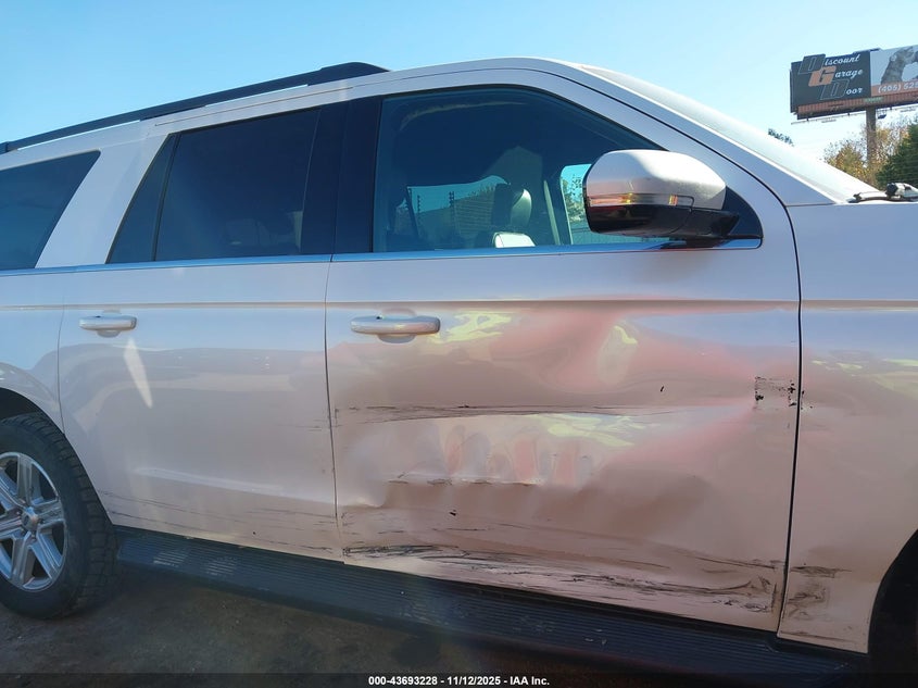 2018 Ford Expedition Max Xlt VIN: 1FMJK1JT9JEA15383 Lot: 43693228