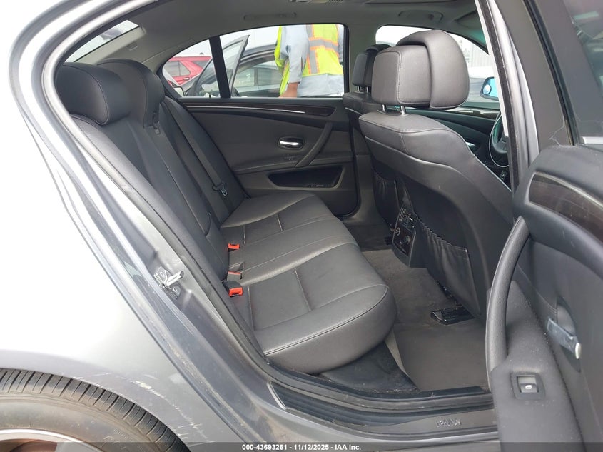 WBANU53558CT15916 2008 BMW 5ER photo no. 8