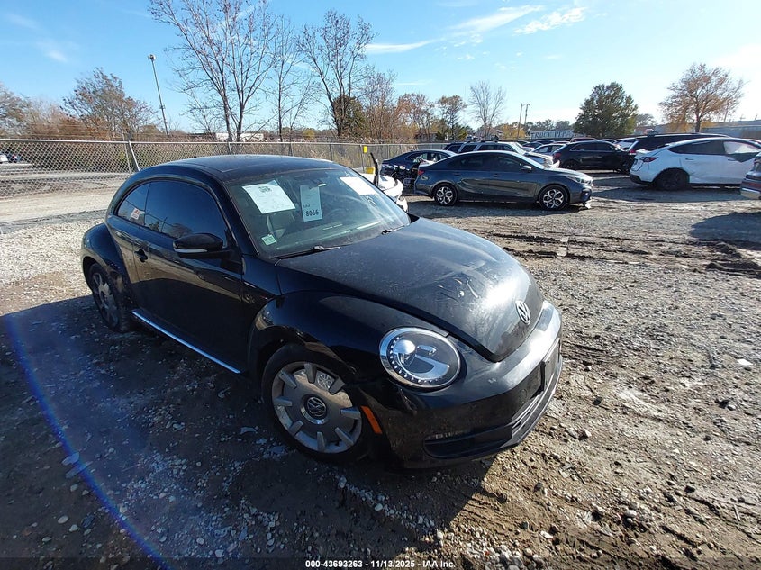 2016 VOLKSWAGEN BEETLE 1.8T SEL - 3VWJ17AT6GM616552