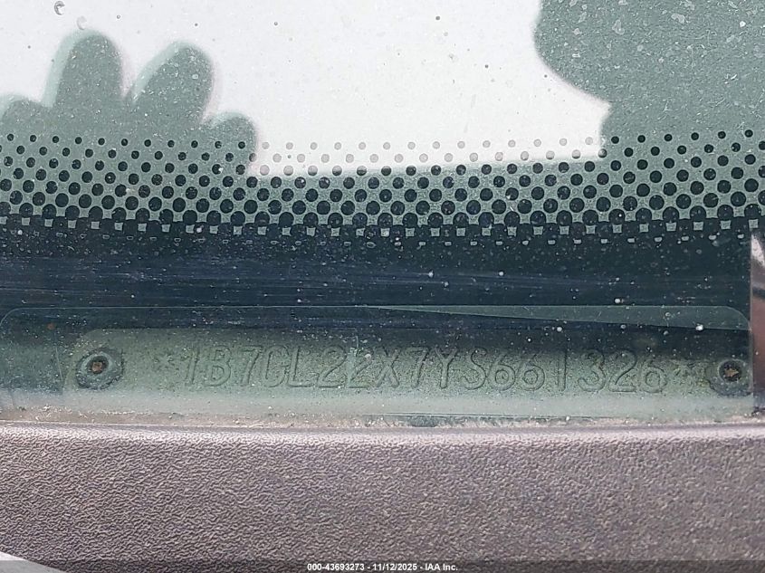 2000 Dodge Dakota Slt/Sport VIN: 1B7GL22X7YS661326 Lot: 43693273