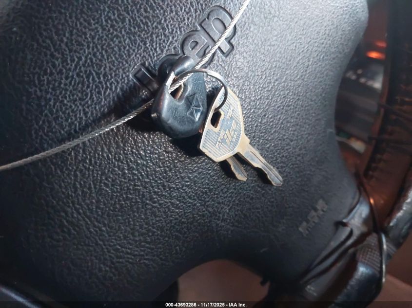 1997 Jeep Grand Cherokee Laredo/Tsi VIN: 1J4GZ58S9VC500083 Lot: 43693286