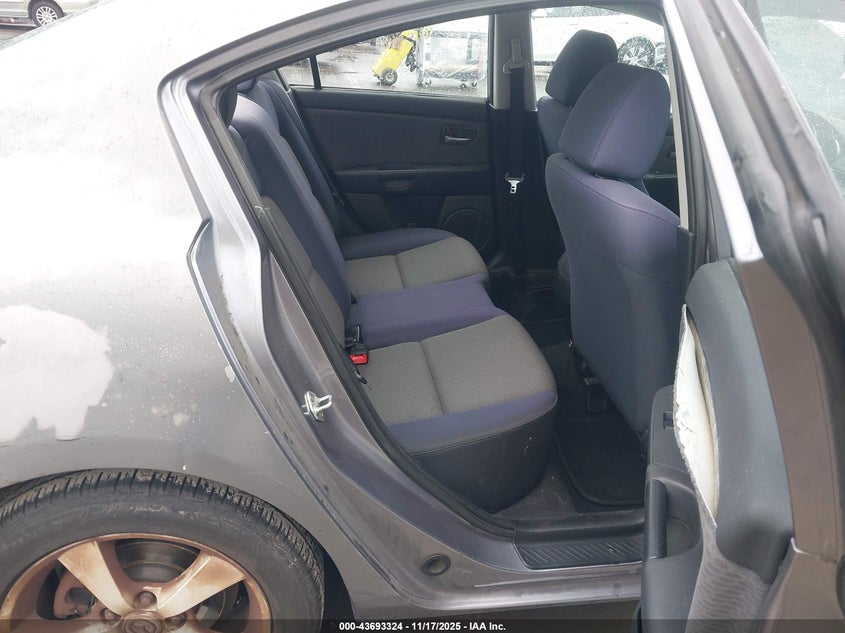 2005 Mazda Mazda3 I VIN: JM1BK12F151273007 Lot: 43693324