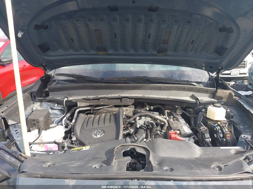 2024 Toyota Grand Highlander Platinum VIN: 5TDAAAB59RS017504 Lot: 43693474