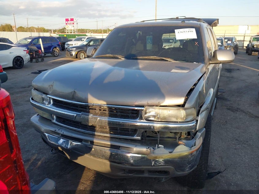 2002 Chevrolet Tahoe Lt VIN: 1GNEC13ZX2J303918 Lot: 43693498