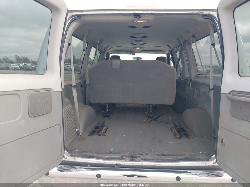 2010 Ford E-350 Super Duty Xl/Xlt VIN: 1FBNE3BL5ADA88624 Lot: 43693502