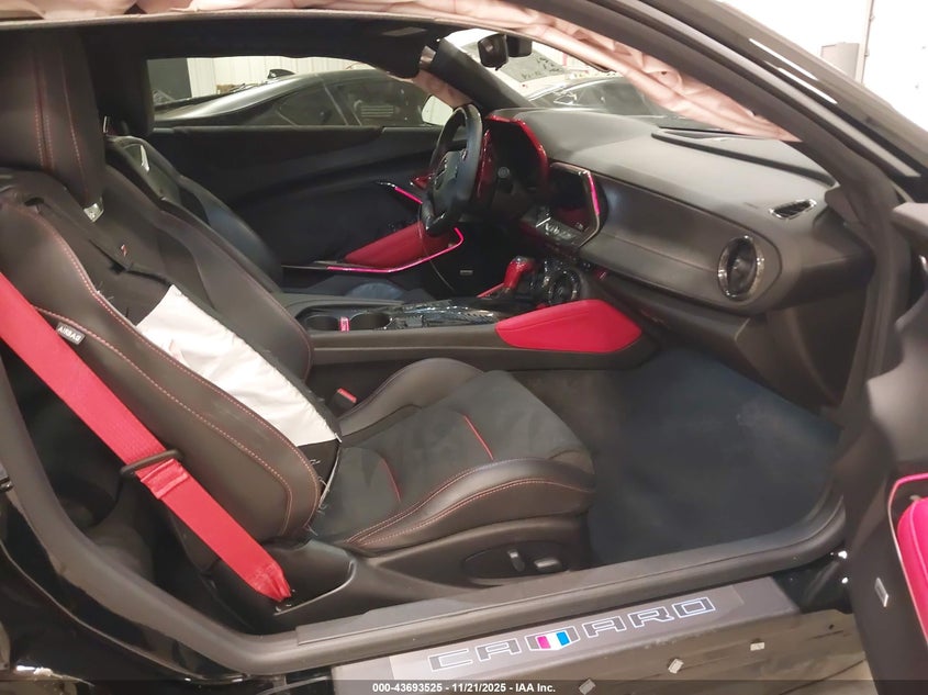 2021 Chevrolet Camaro Rwd Zl1 VIN: 1G1FK1R6XM0139083 Lot: 43693525