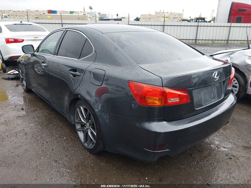 JTHCK262962006080 2006 LEXUS IS photo no. 3