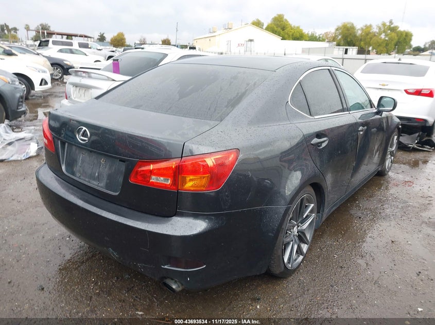 JTHCK262962006080 2006 LEXUS IS photo no. 4