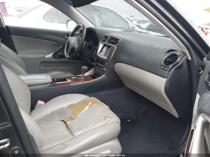 JTHCK262962006080 2006 LEXUS IS photo no. 5