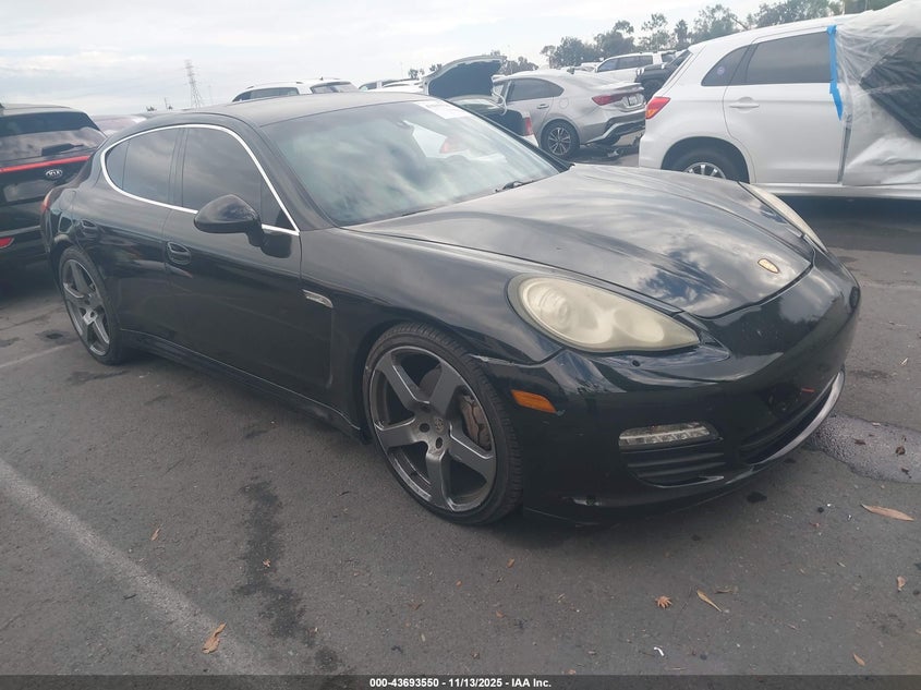 PORSCHE PANAMERA S