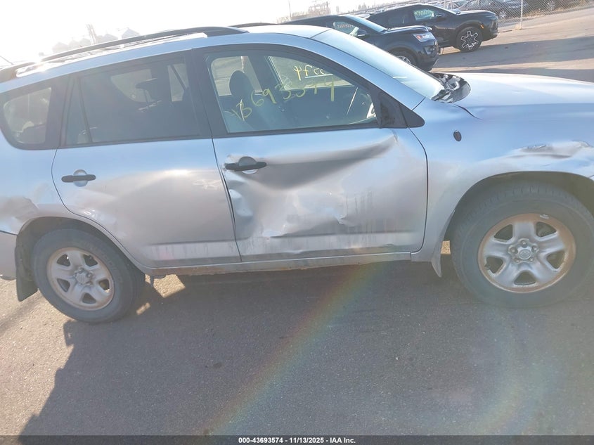 2008 Toyota Rav4 Base V6 VIN: JTMBK33V886034465 Lot: 43693574