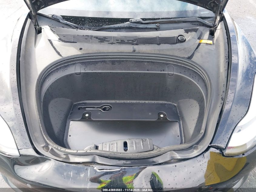 2018 Tesla Model 3 Long Range/Mid Range VIN: 5YJ3E1EA7JF171711 Lot: 43693583