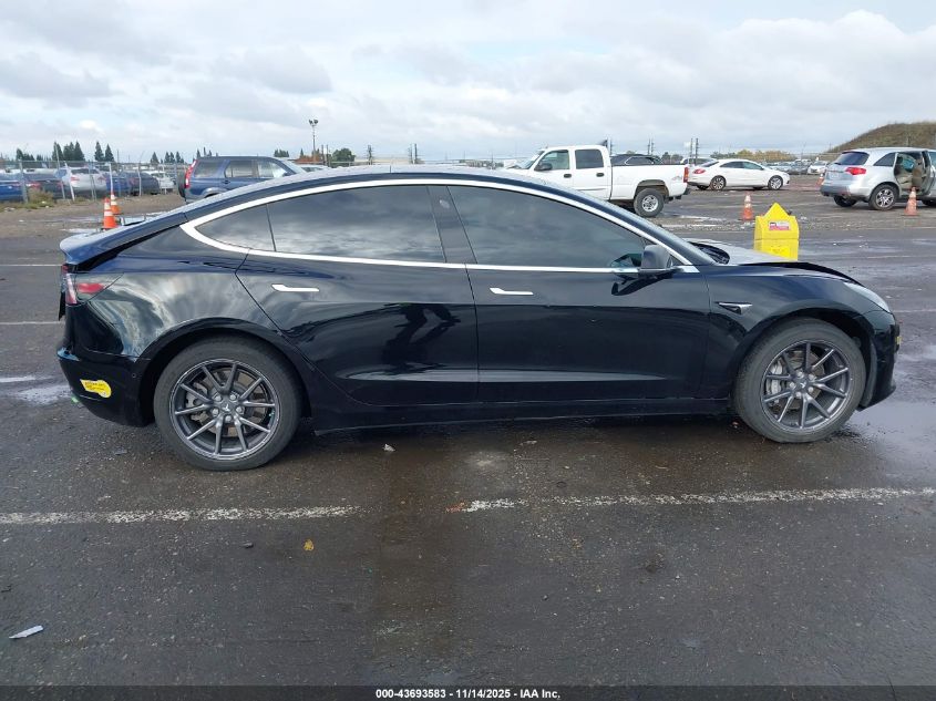 2018 Tesla Model 3 Long Range/Mid Range VIN: 5YJ3E1EA7JF171711 Lot: 43693583