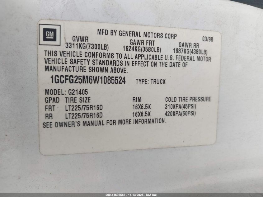 1998 Chevrolet Chevy Van G2500 VIN: 1GCFG25M6W1085524 Lot: 43693587
