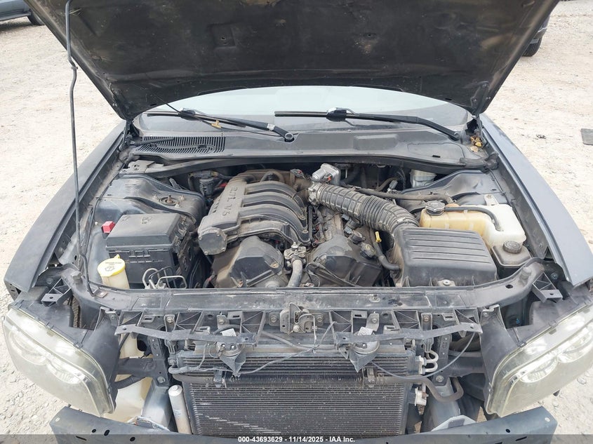 2008 Dodge Charger VIN: 2B3KA43RX8H238731 Lot: 43693629